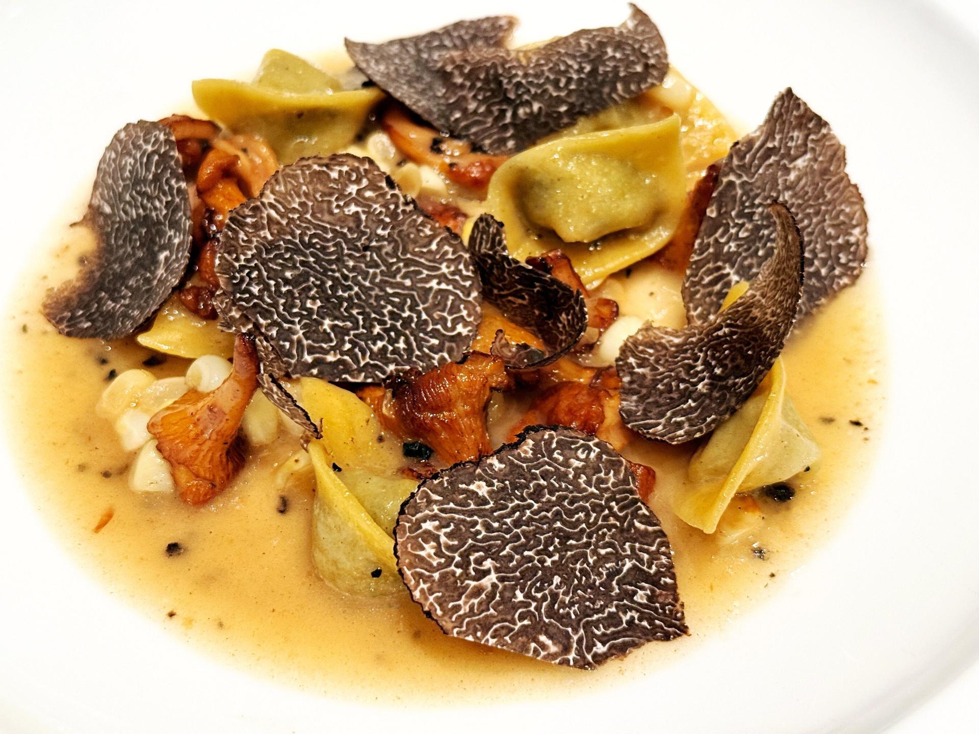 La Toque Celebrates Summer in Napa Valley with 9th Annual All Black Australian Truffle Menu